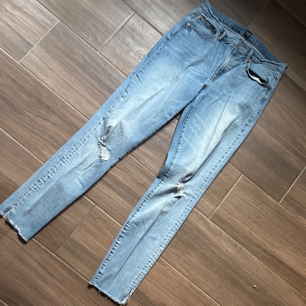 GAP Light Wash Women's Jeans